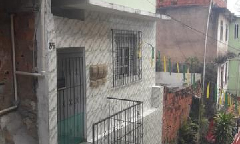 Alugo Casa Liberdade...