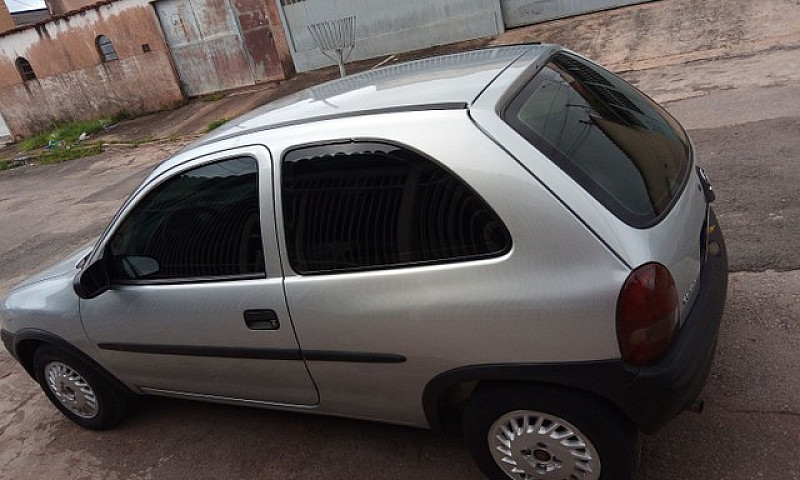 Corsa 1999 Relíquia ...