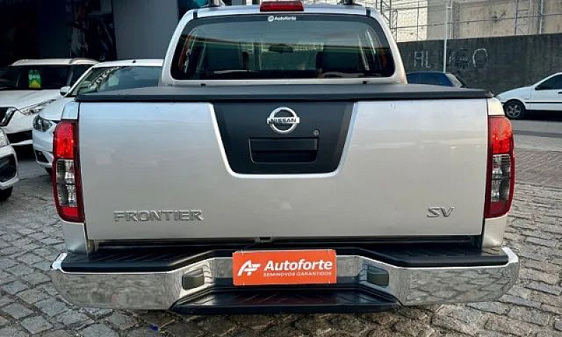 Nissan Frontier 2.5 ...