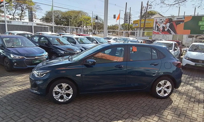 Chevrolet Onix Hatch...