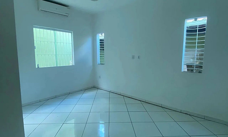 Casa 2 Quartos No Pq...