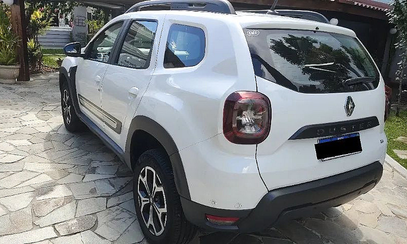 Renault Duster Iconi...