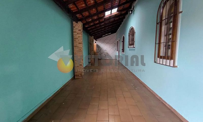 Casa Com 02 Dormitór...