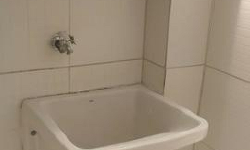 Vendo Casa De Andar...