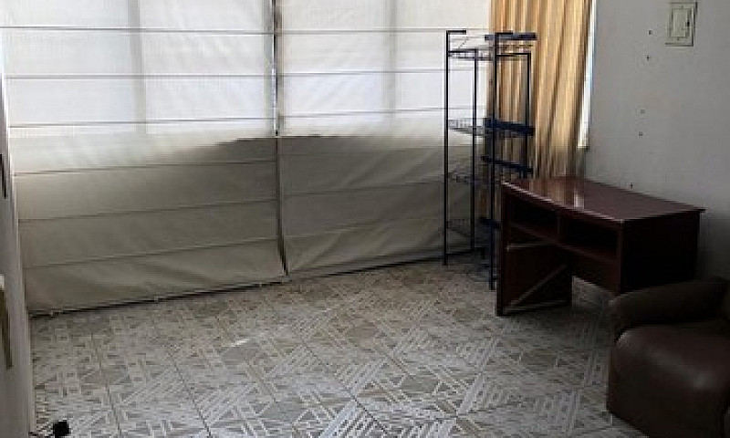Quitinete Com Quarto...