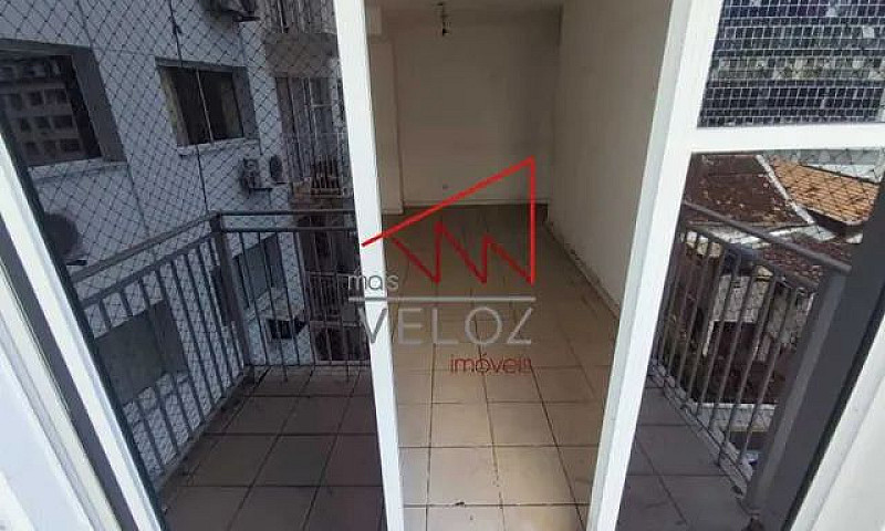 Apartamento-À Venda-...