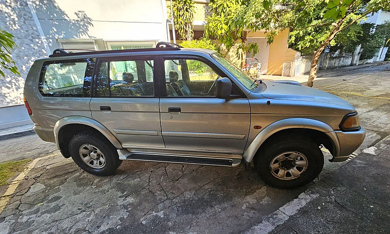 Mitsubishi Pajero Sp...