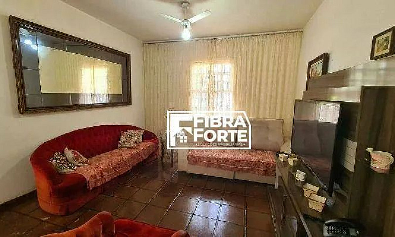 Casa Com 5 Dormitóri...