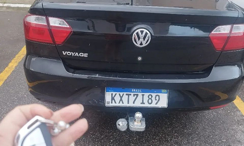 Volkswagen Voyage 1....