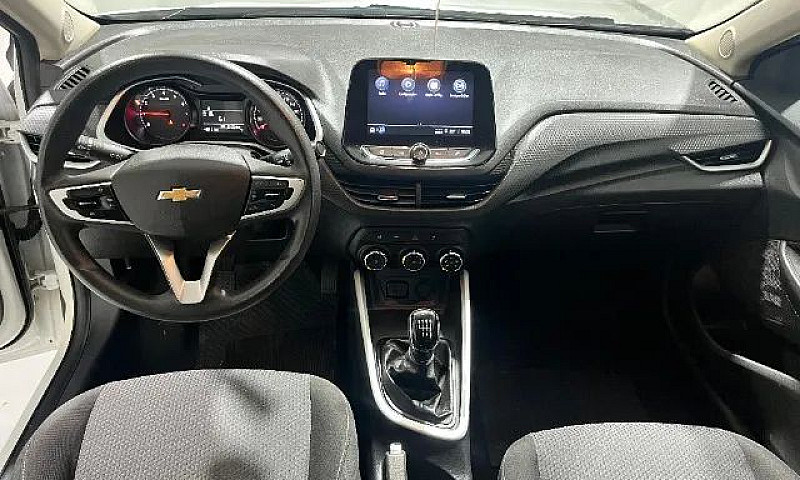 Chevrolet Onix Plus ...