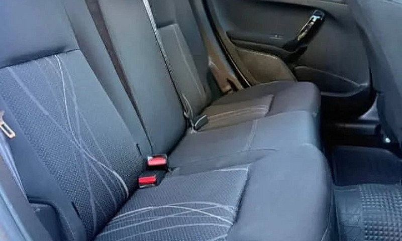 Peugeot 208 Active/A...