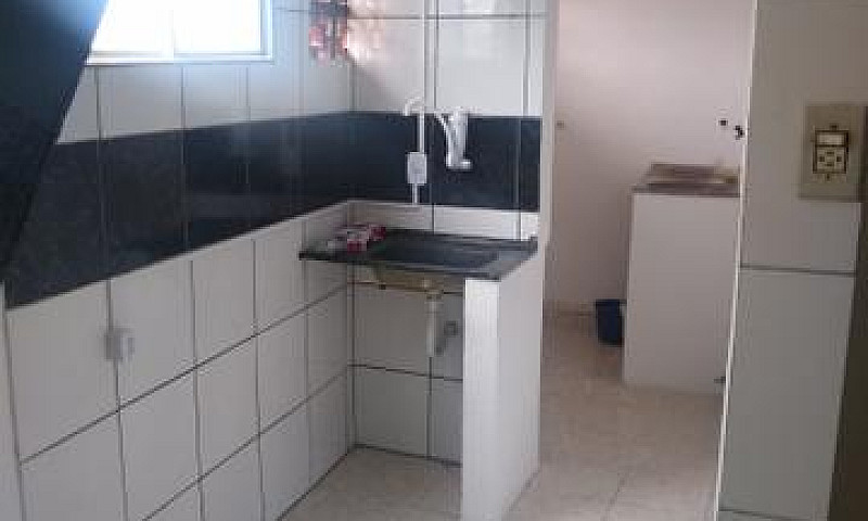 Alugo Casa 1/4 No Ca...