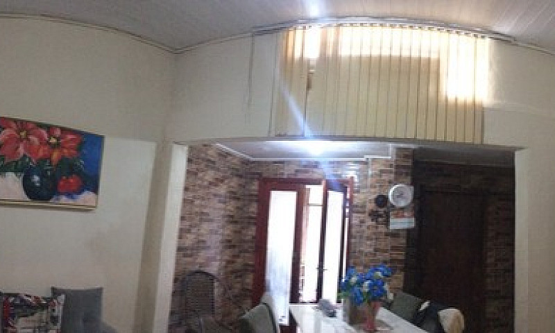 Vendo Casa Com Garag...