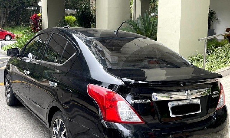 Nissan Versa 2016/16...