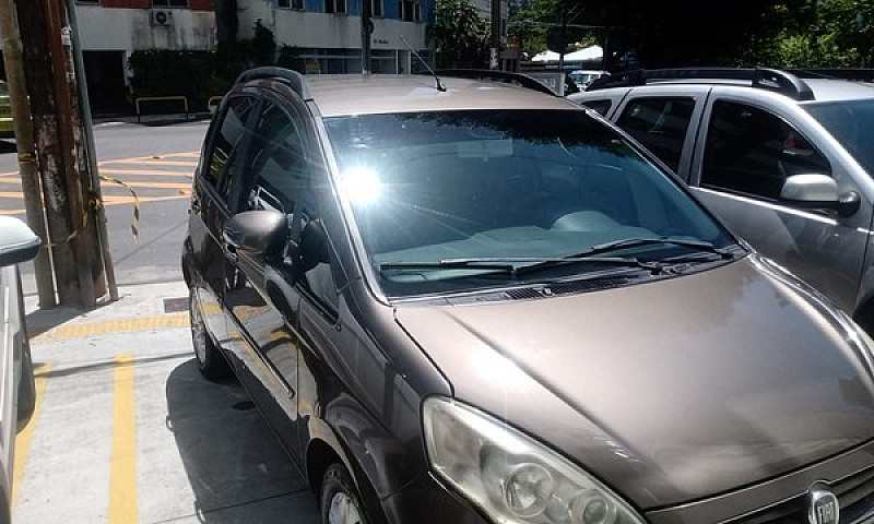 Vendo Carro Ideia Fi...