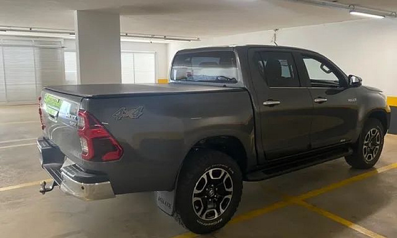 Hilux ...