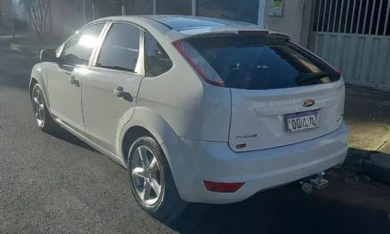 Vendo Ford Focus Hat...