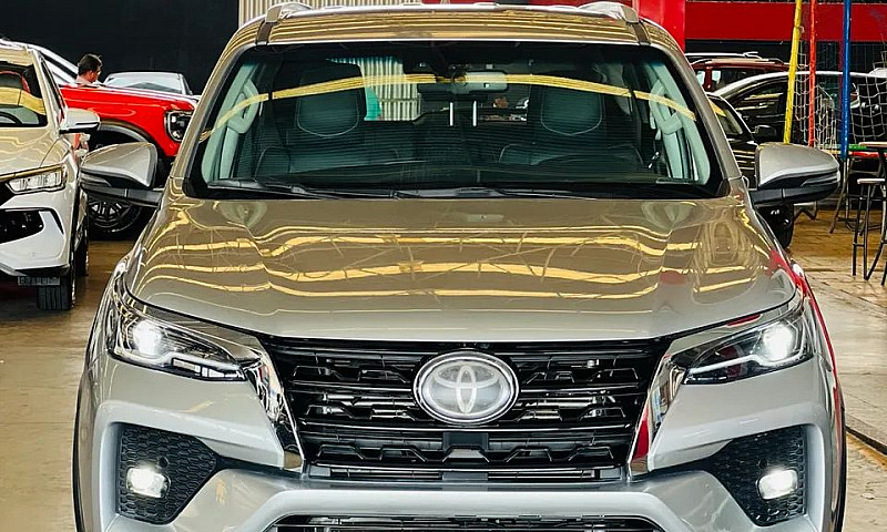 Toyota Hilux Sw4 Srx...