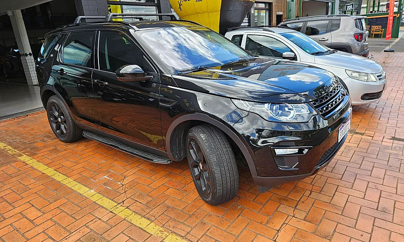 Land Rover Discovery...
