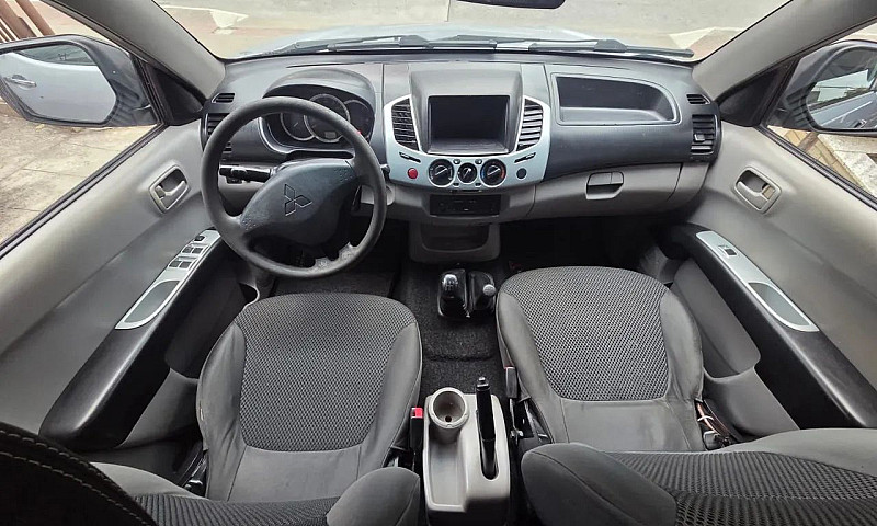 Mitsubishi L200 Trit...
