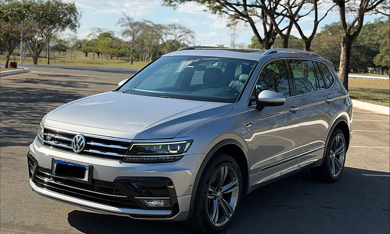 Volkswagen Tiguan Al...