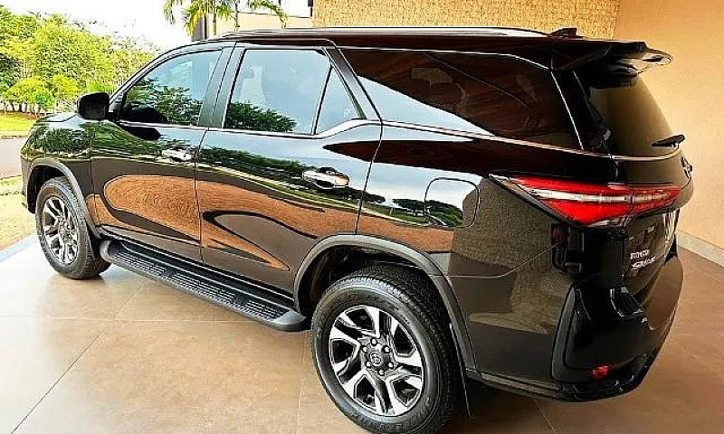 Toyota Hilux Sw4 Dia...