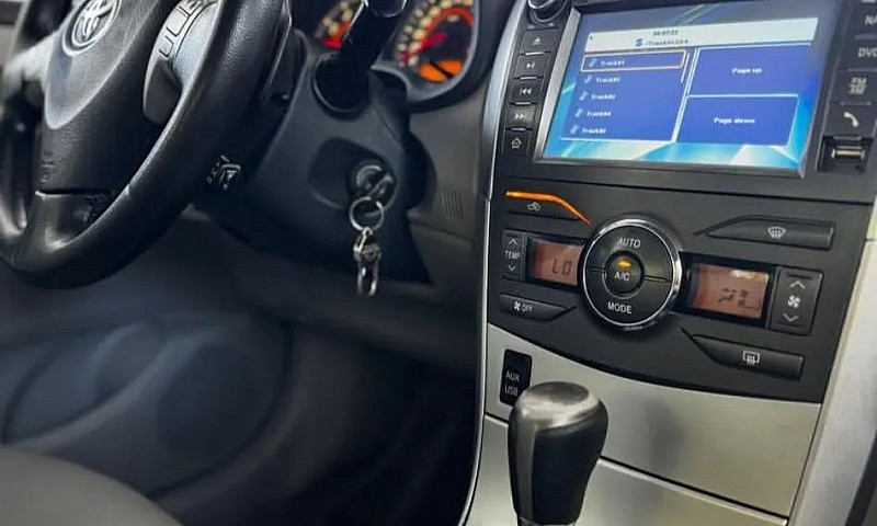 Toyota Corolla Xei 2...