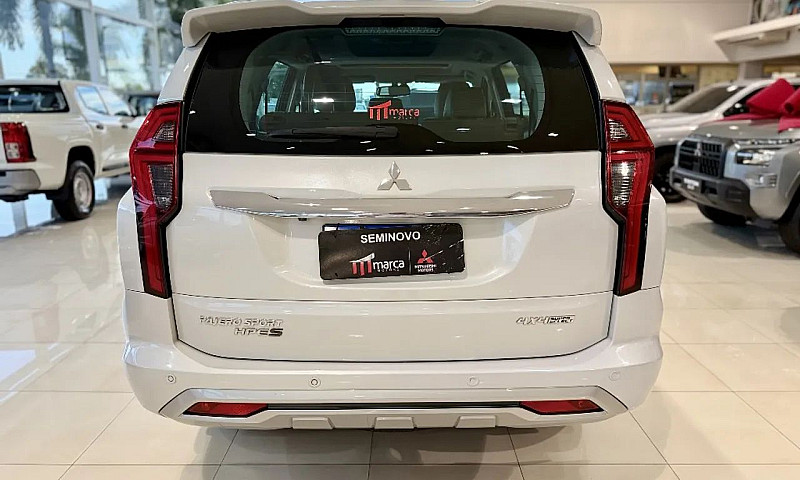 Mitsubishi Pajero Sp...
