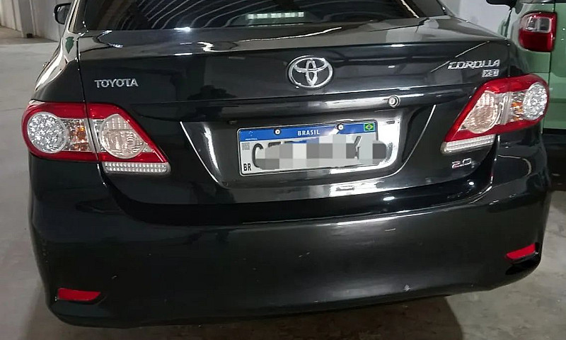Toyota Corolla Xei 2...