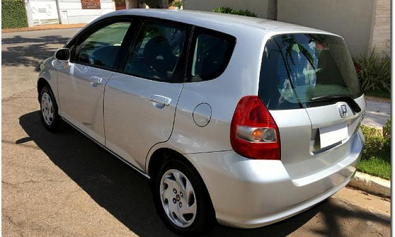 Honda Fit Lx 2005 1....