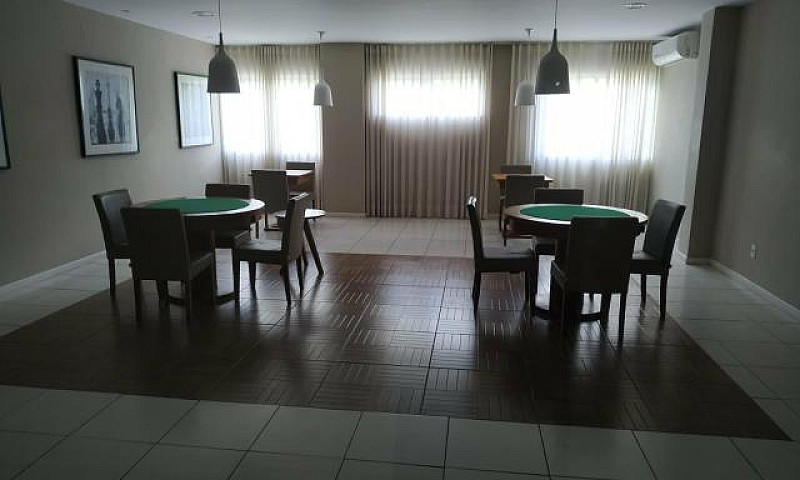 Vendo Duas Suites Em...