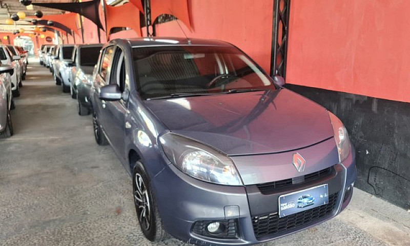 Sandero 2014 35.900...