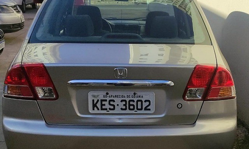 Honda Civic 2003...