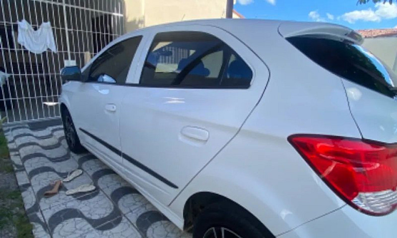 Chevrolet Onix Hatch...
