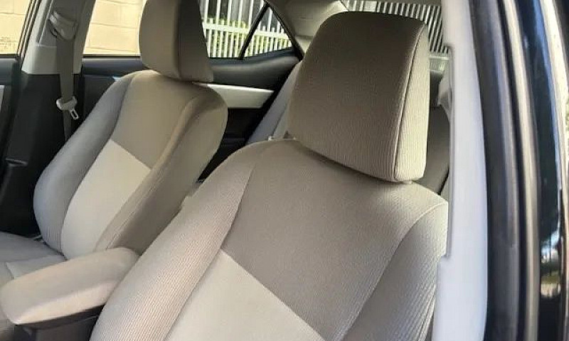 Toyota Corolla Gli 1...