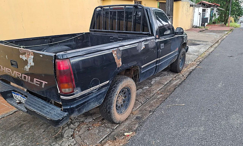 Chevrolet Silverado ...