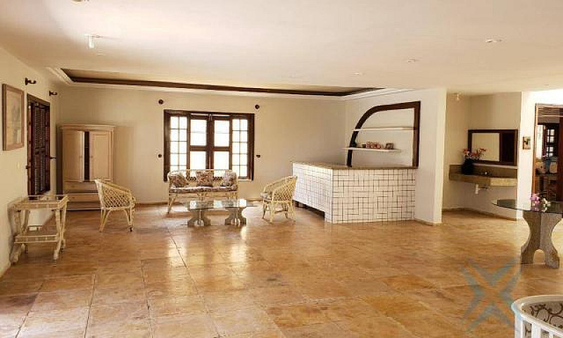Casa Com 5 Dormitóri...