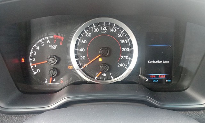Toyota Corolla Cross...