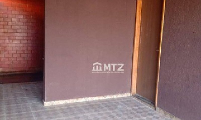 Casa 2/4, Quintal Gr...