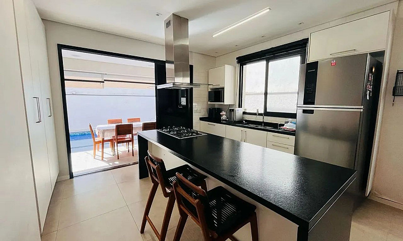 Linda Casa Á Venda N...