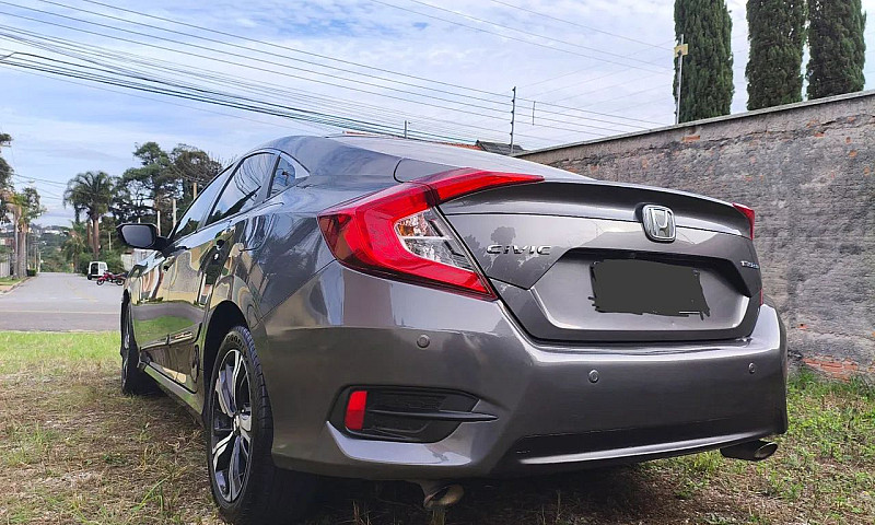 Honda Civic Touring ...