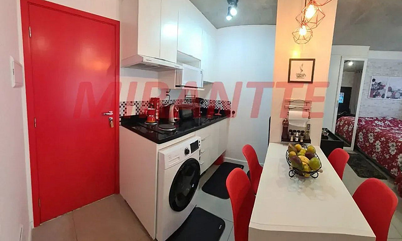 Studio Mobiliado A V...