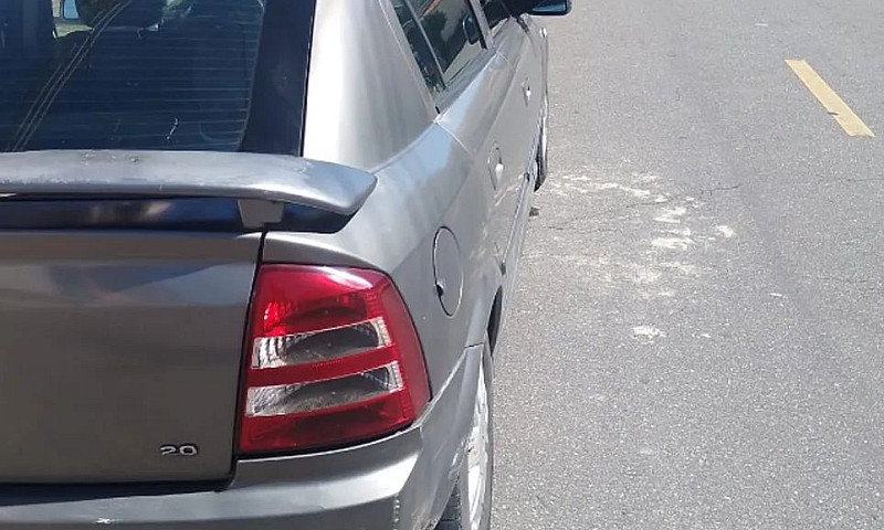 Chevrolet Astra 2.0 ...