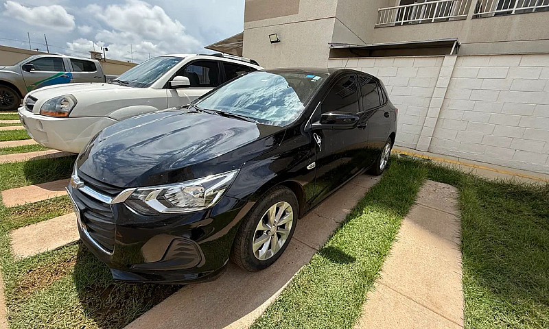 Chevrolet Onix Hatch...