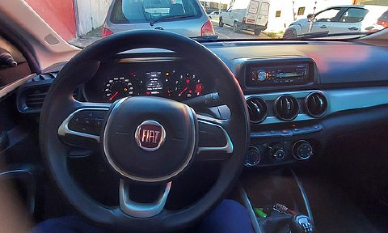 Fiat Argo 1.0 Drive ...