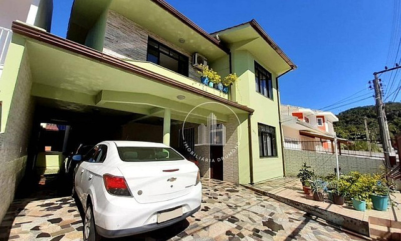 Casa À Venda, 240 M²...