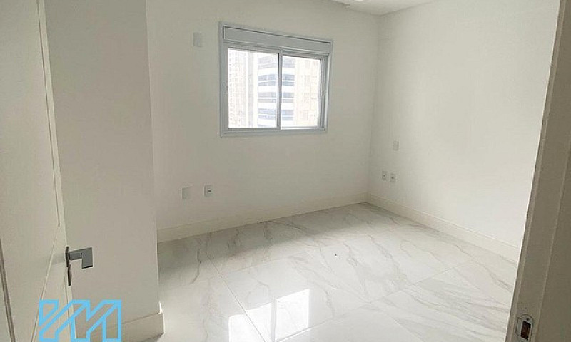 Apartamento À Venda ...
