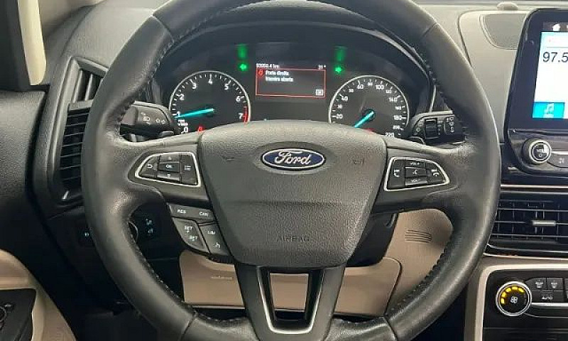 Ford Ecosport Titani...