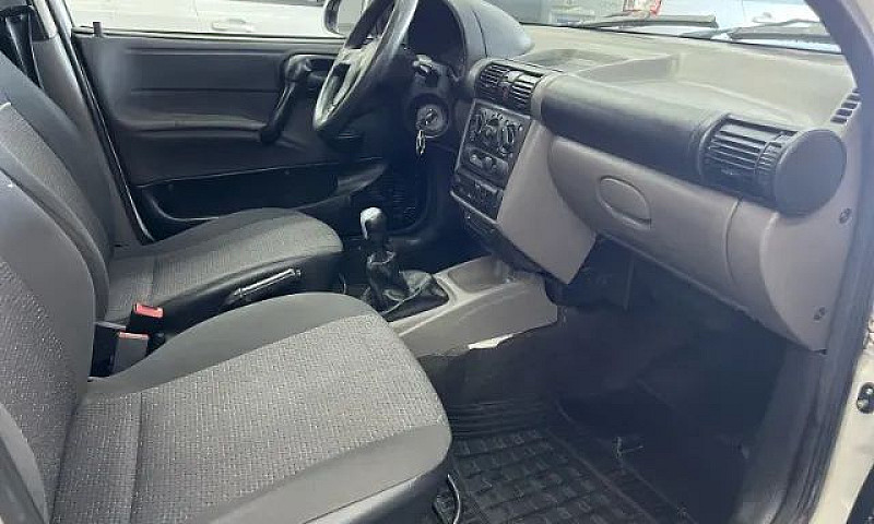 Chevrolet Classic Li...