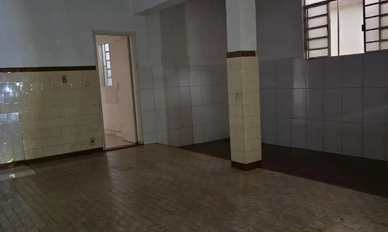 Sobrado Prédio Comer...